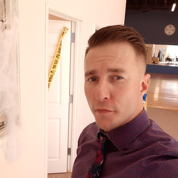 Meet your Posher, Eric - Picture 3 of 5